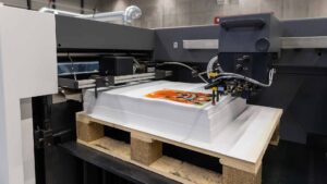 Pallet Feeder paper stack close-up at the Hunkeler Innovationdays 2025.